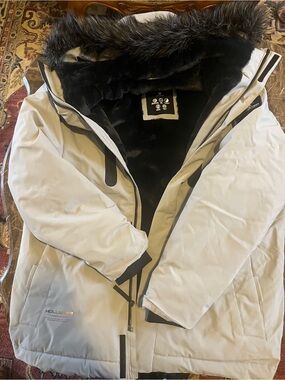 Hollister Women's Cream Ski Parka with Faux-Fur Hood